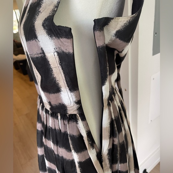 Marc By Marc Jacobs Silk Blend Mini Dress Check Plaid Fit Flare Gray - Size 0 - Picture 6 of 11
